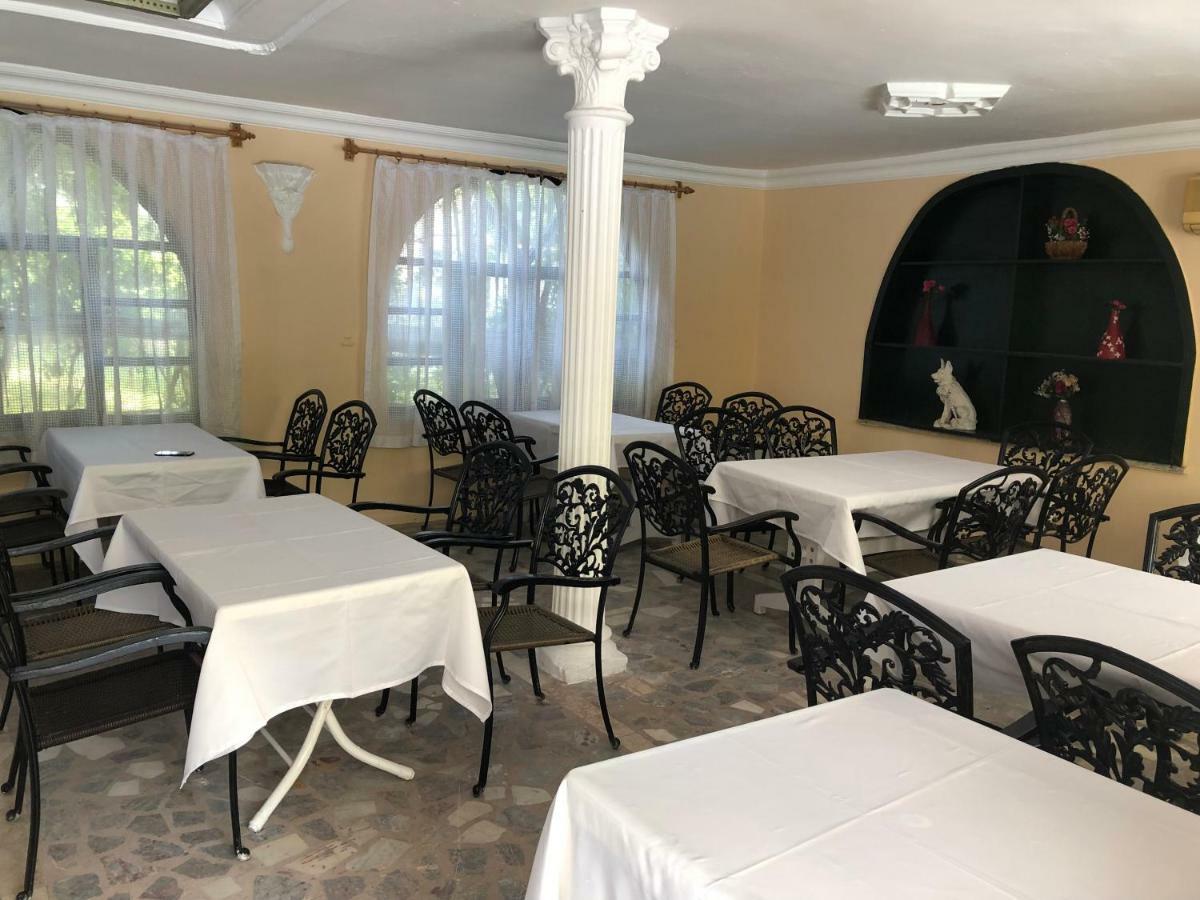Kromer Garden Otel 3*